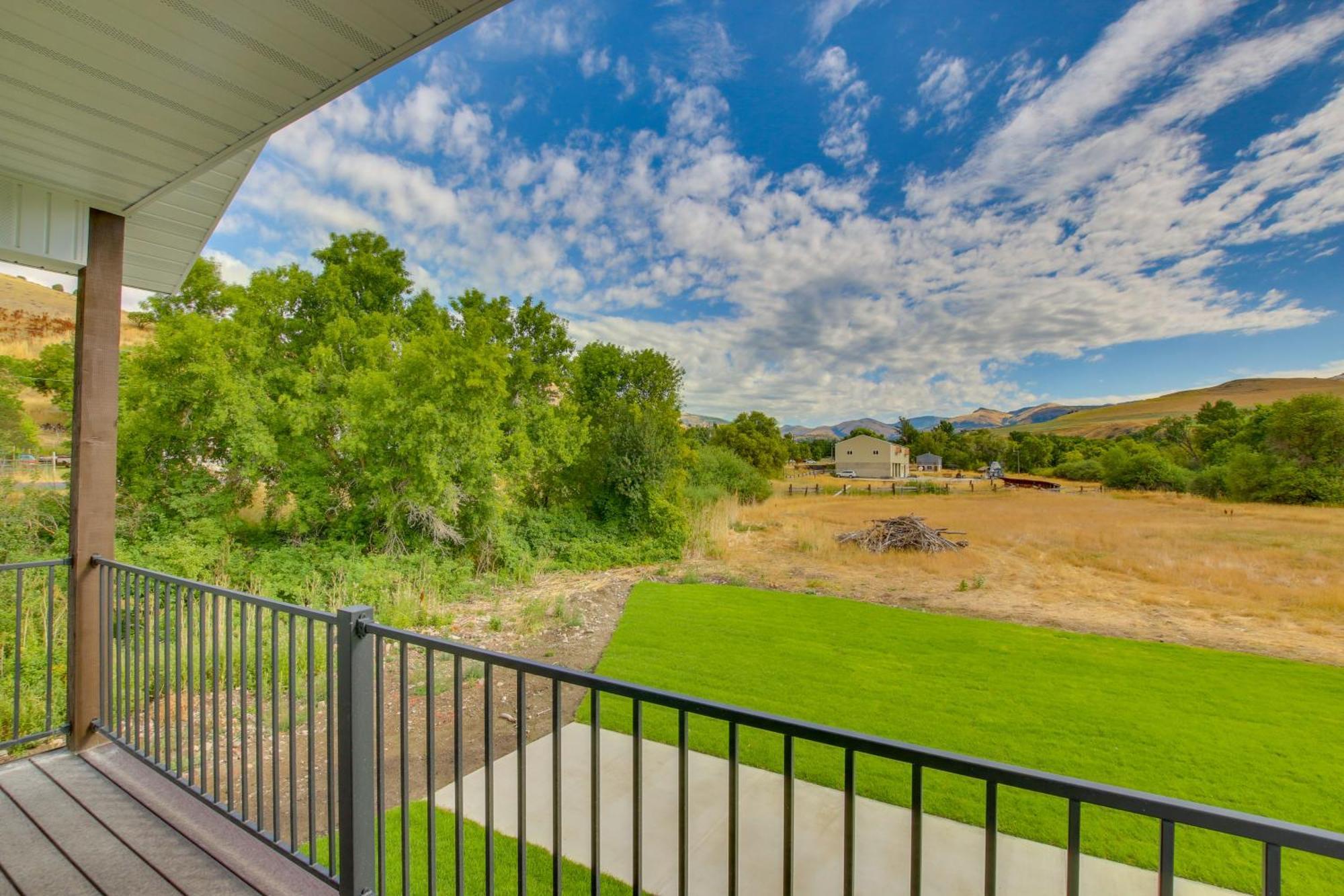 Spacious Idaho Home On Scenic Cub River! Preston Exterior photo